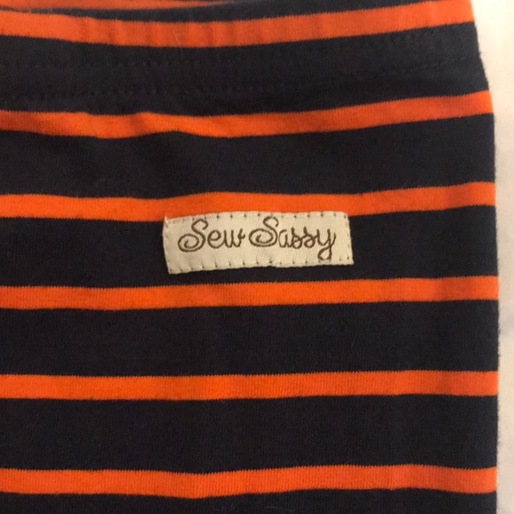 💙Sew Sassy leggings size 4🧡 - Picture 3 of 4